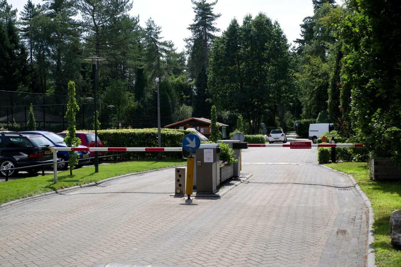 Vakantiepark De Ossenberg Оверберг Экстерьер фото